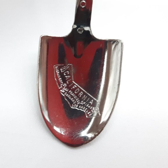 5 Collectors' Spoons in an American Theme -Alabama, Florida, Delaware, Maine - Picture 8 of 11